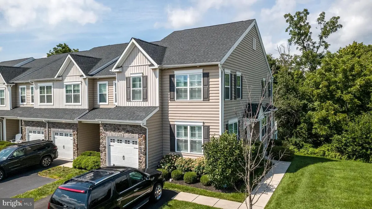 242 Hillstone Cir, Souderton, PA 18964 - #1