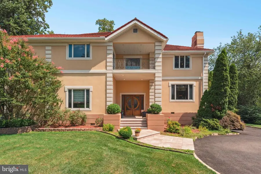 1427 Byberry Rd, Huntingdon Valley, PA 19006 - #2