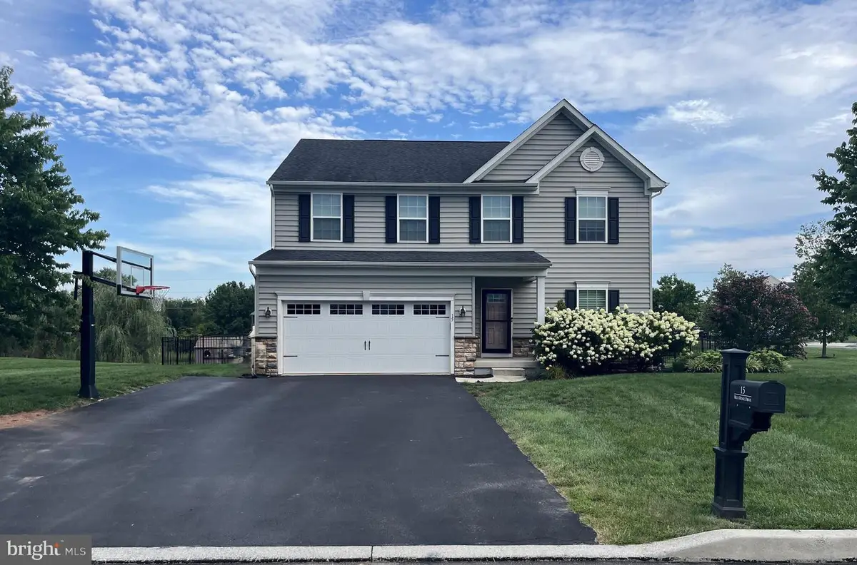 15 Blue Ridge Dr, Gilbertsville, PA 19525 - #1