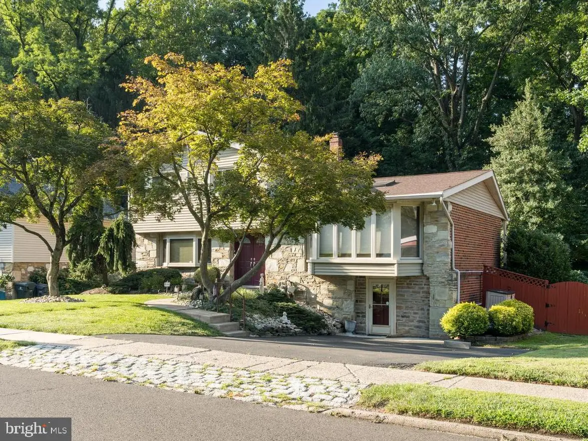 1062 Old Ford Rd, Huntingdon Valley, PA 19006 - #1