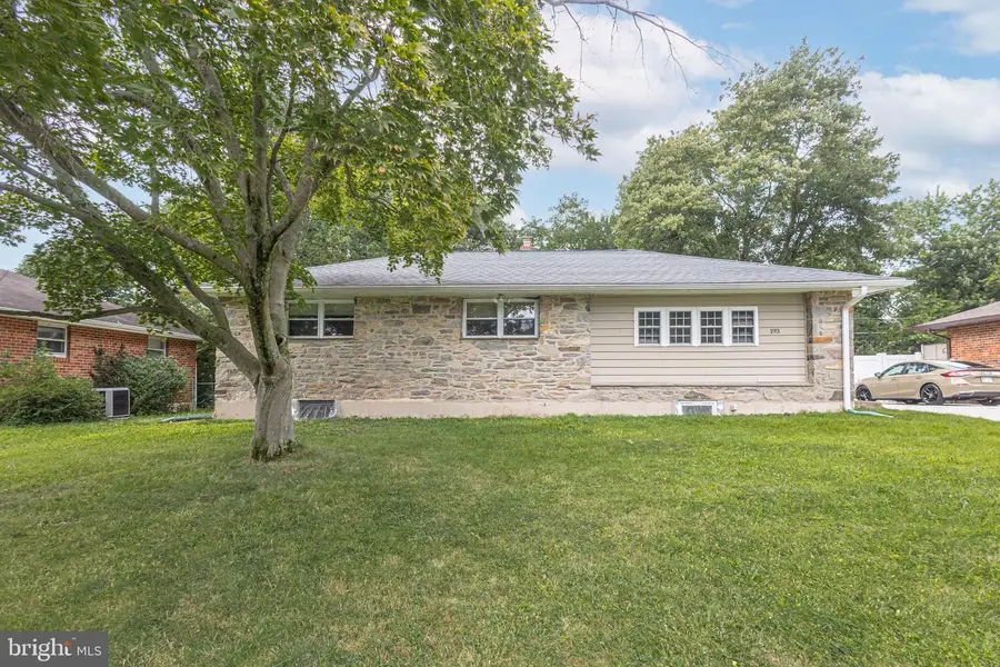 193 Hoover Ave, Eagleville, PA 19403 - #2