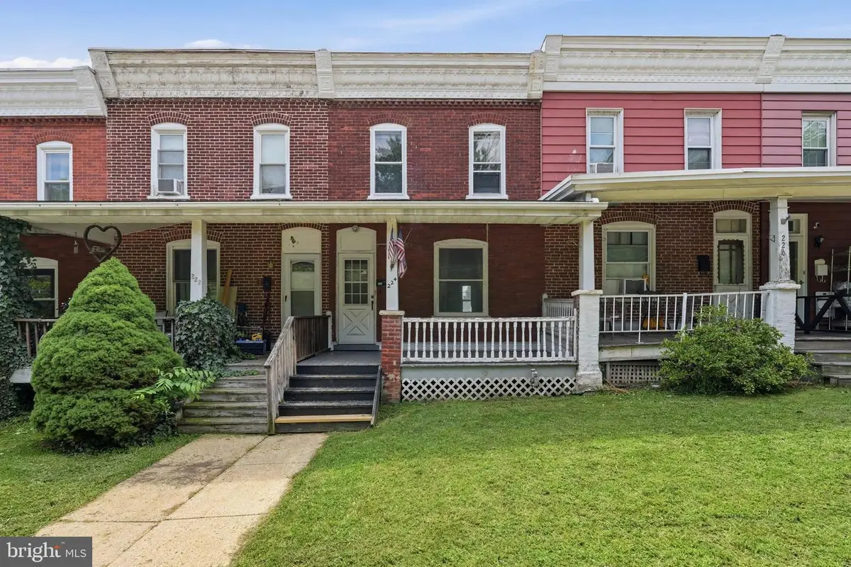 224 Railroad Ave, Souderton, PA 18964 - #1