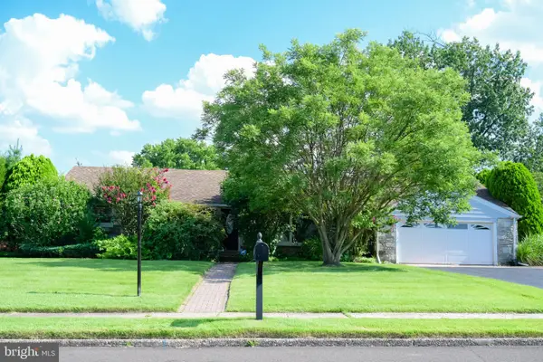 2171 Kent Rd, HUNTINGDON VALLEY, PA 19006