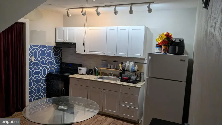 1105 W Airy St, Norristown, PA 19401 - #3