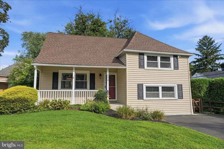 2570 Rosewood Ave, Abington, PA 19001 - #3