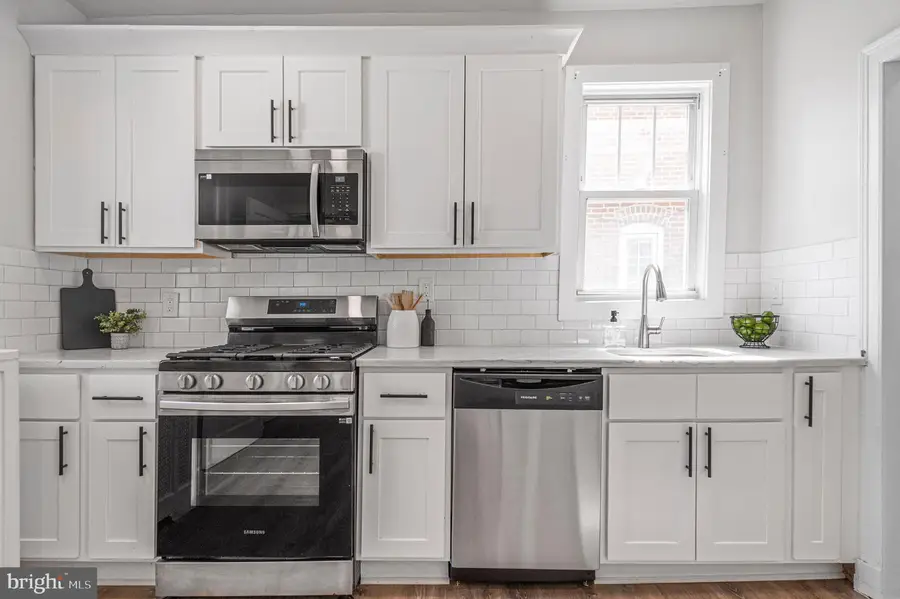 1538 Powell St, Norristown, PA 19401 - #3