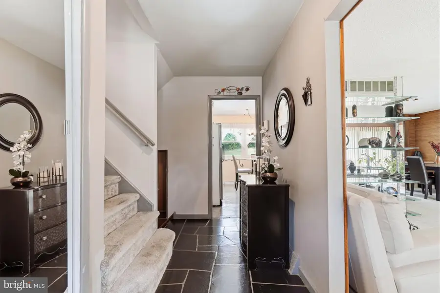 1028 Arboretum Rd, Wyncote, PA 19095 - #2