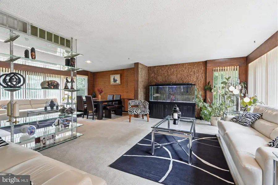 1028 Arboretum Rd, Wyncote, PA 19095 - #3