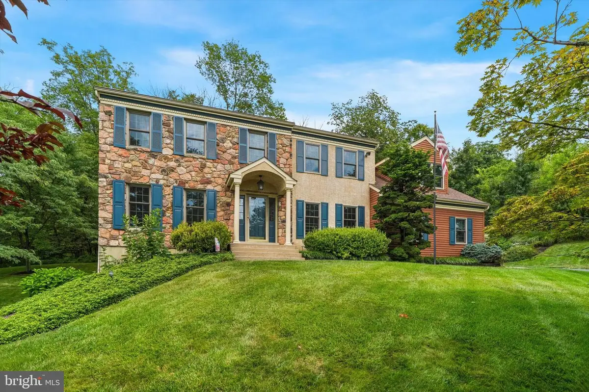 120 Summit Dr, Phoenixville, PA 19460 - #1