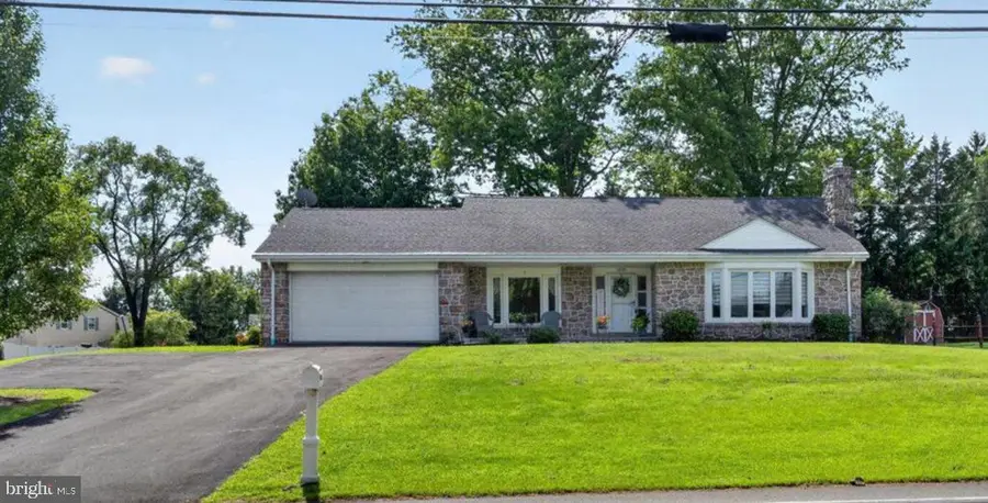 1532 Swamp Pike, Gilbertsville, PA 19525 - #2