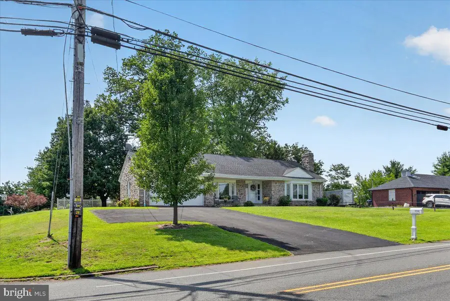 1532 Swamp Pike, Gilbertsville, PA 19525 - #3