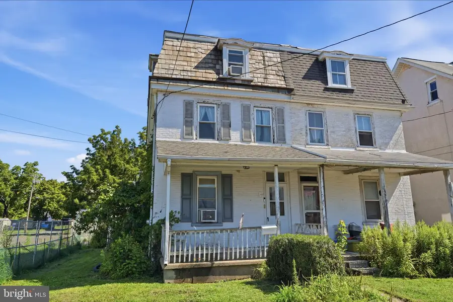 113 S 5th St, North Wales, PA 19454 - #2