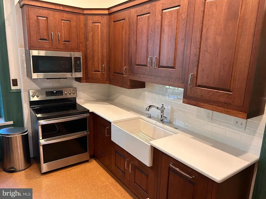 6 Lindenwold Ter, Ambler, PA 19002 - #3