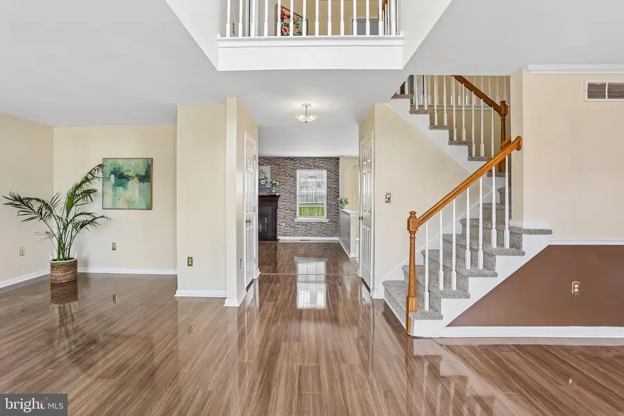 1289 Meadowview Dr, Pottstown, PA 19464 - #2