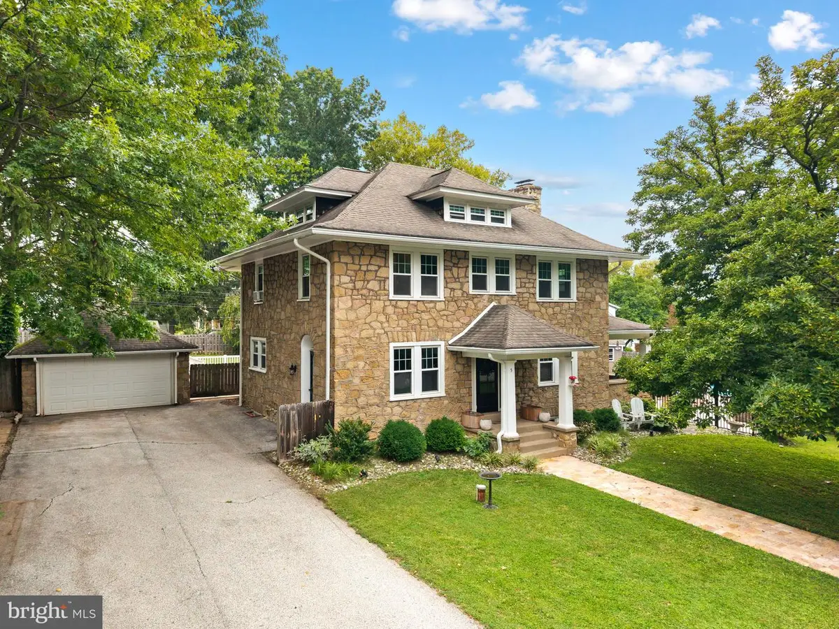 5 Jefferson Ave, Norristown, PA 19401 - #1