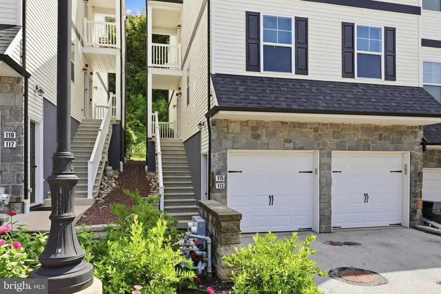 113 Colwell Ln, Conshohocken, PA 19428 - #2