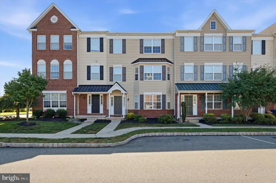 2077 Morgan Hill Dr #m31, Pennsburg, PA 18073 - #2