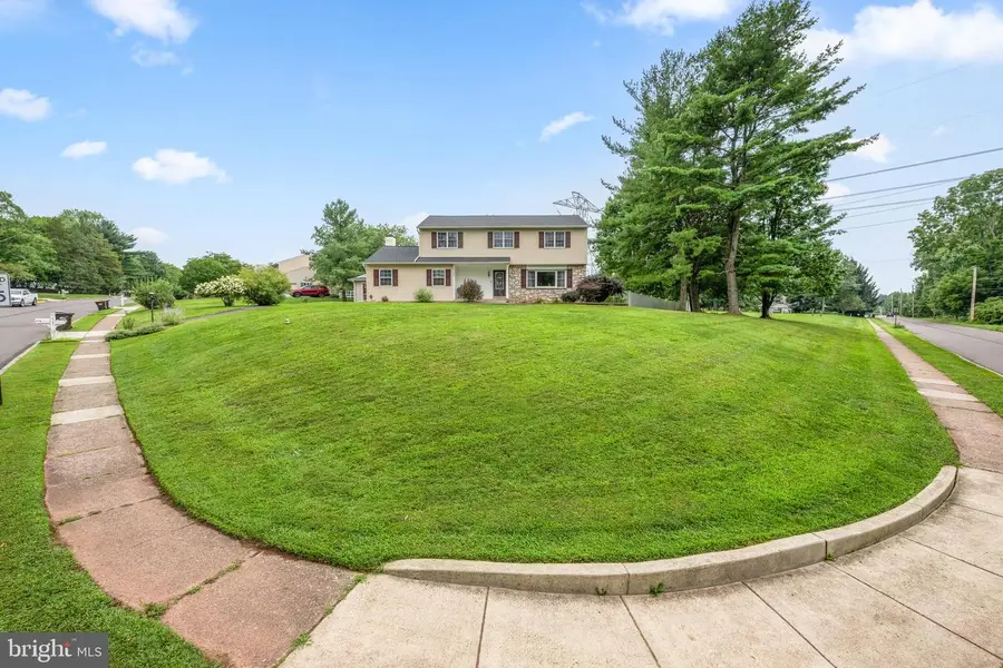 2148 Pheasant Hill Rd, Lansdale, PA 19446 - #3