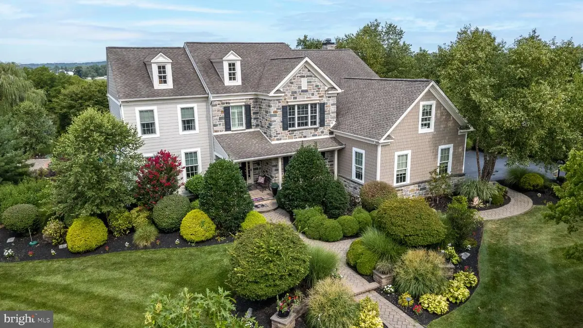 397 Augusta Dr, Telford, PA 18969 - #1