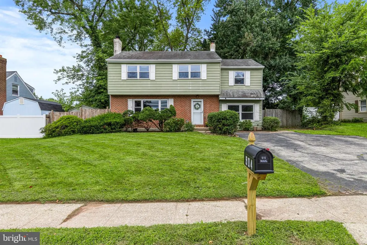 904 Township Line Rd, Plymouth Meeting, PA 19462 - #1