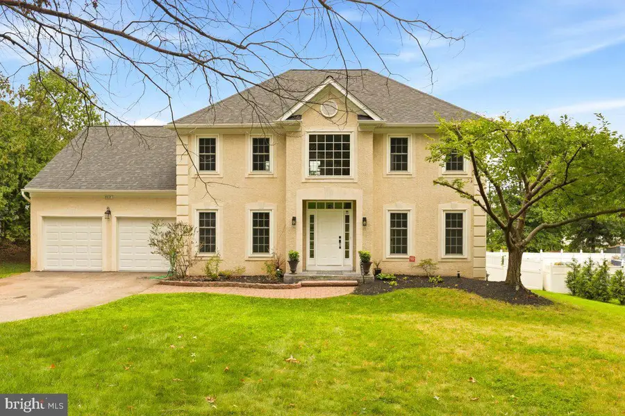 802 Irenic Ct, Norristown, PA 19403 - #2
