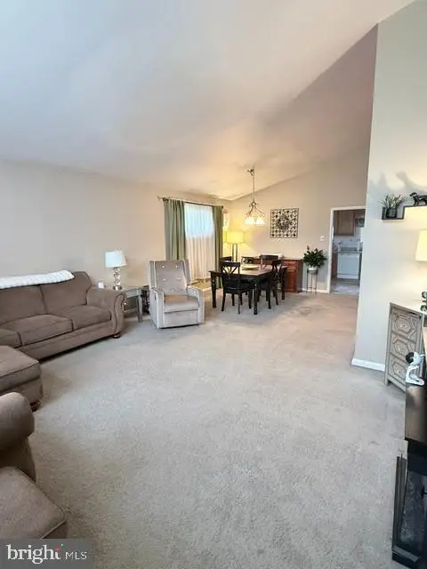 305 W Valley Forge Rd, King Of Prussia, PA 19406 - #3