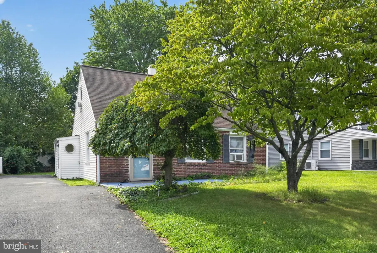 42 Republic Ave, West Norriton, PA 19403 - #1