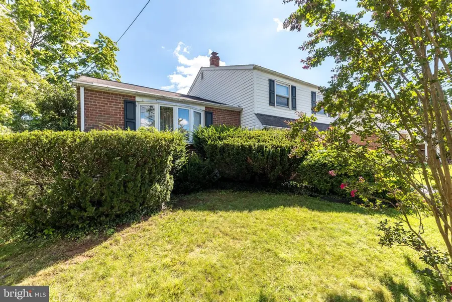 716 Springdell Rd, King Of Prussia, PA 19406 - #3