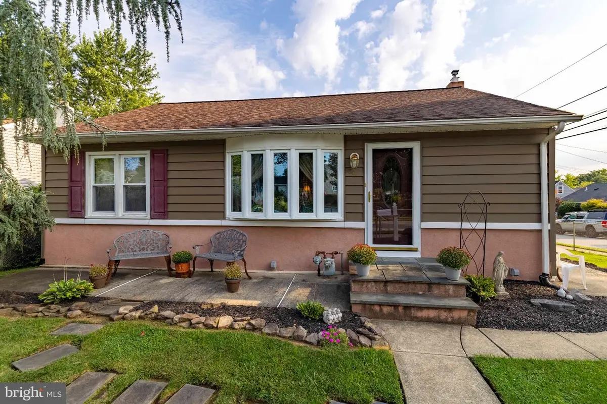 2801 Spear Ave, Glenside, PA 19038 - #1
