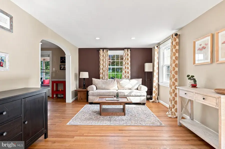 203 Larrimore Ln, Erdenheim, PA 19038 - #2