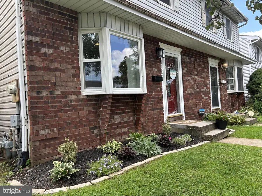 1152 Grove St, Pottstown, PA 19464 - #3