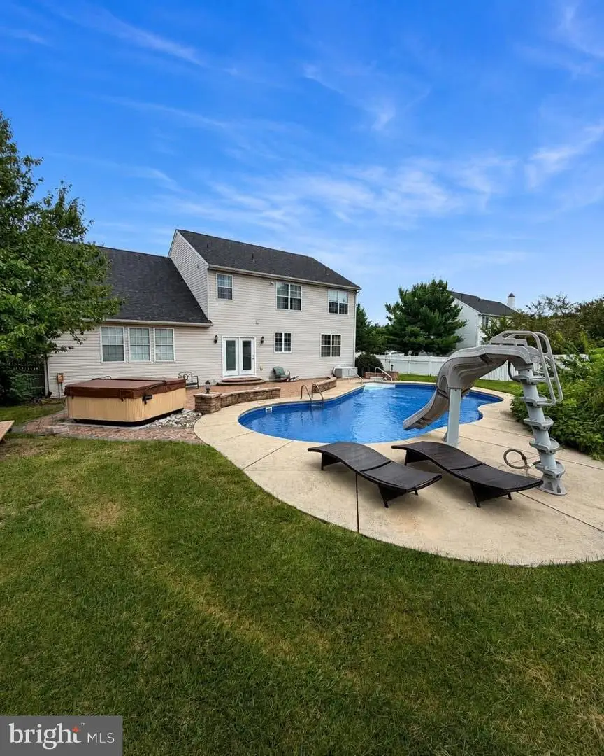1010 Andrews Ln, Pennsburg, PA 18073 - #2