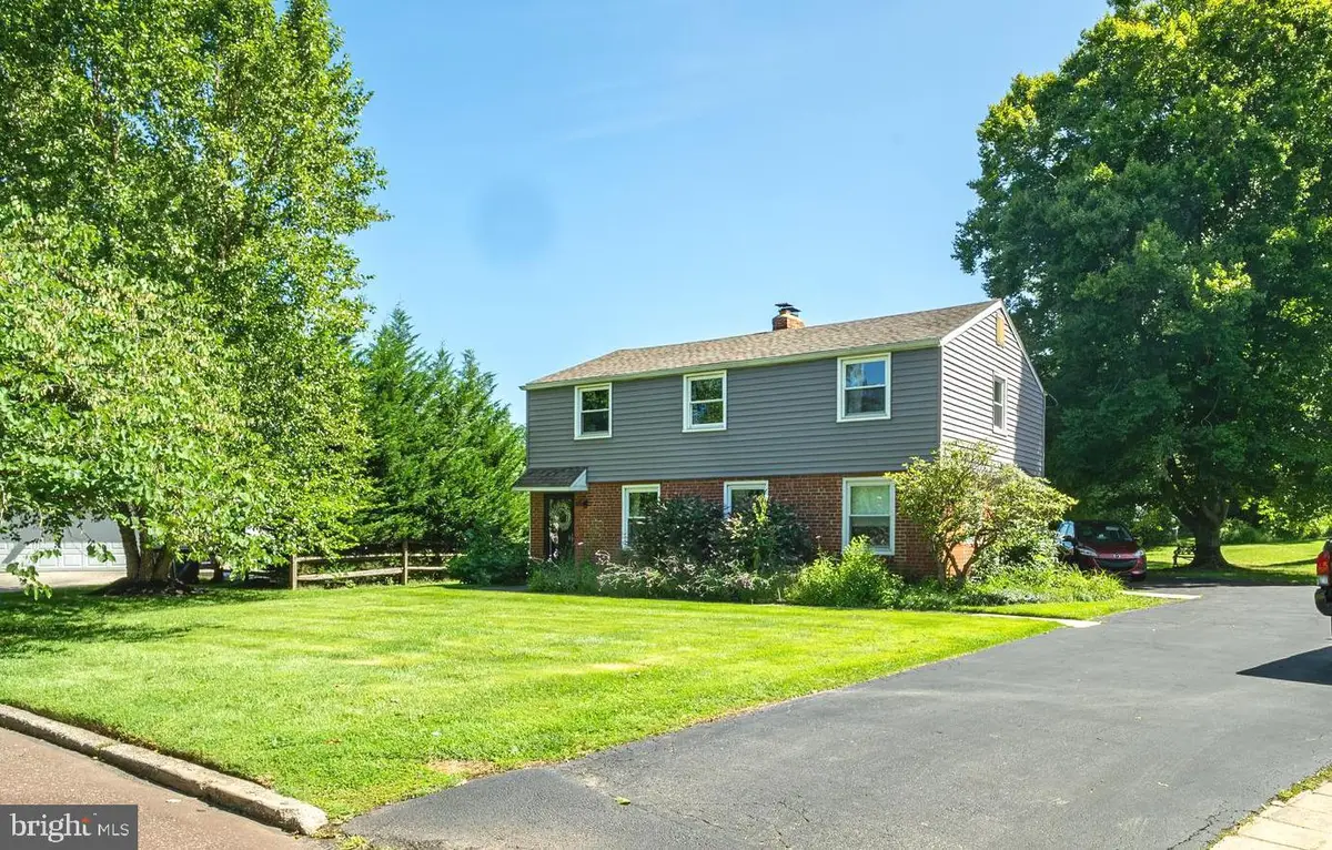 4033 School House Ln, Plymouth Meeting, PA 19462 - #1