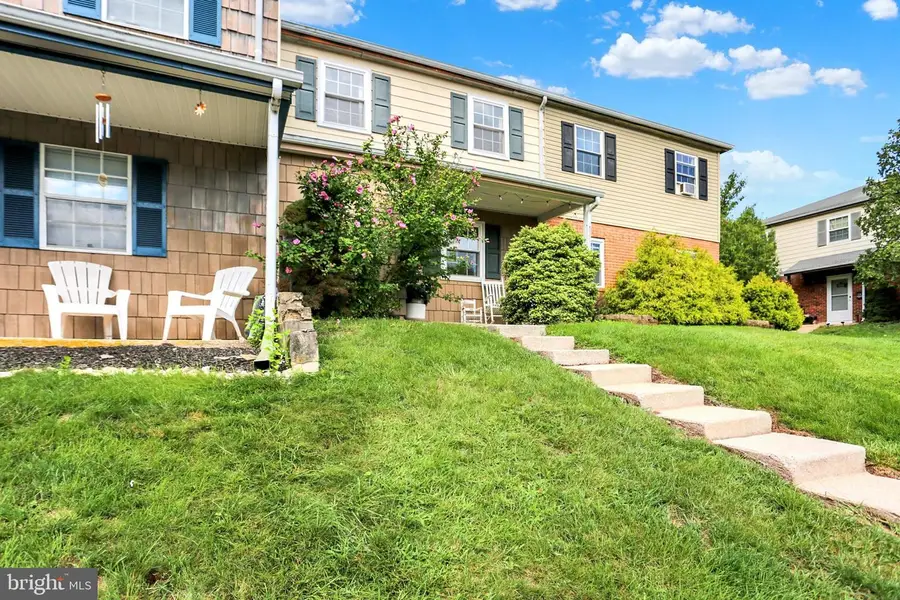 206 Lexington Rd, Schwenksville, PA 19473 - #3