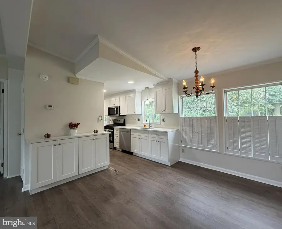 24 Shagbark Ct E, Harleysville, PA 19438 - #2