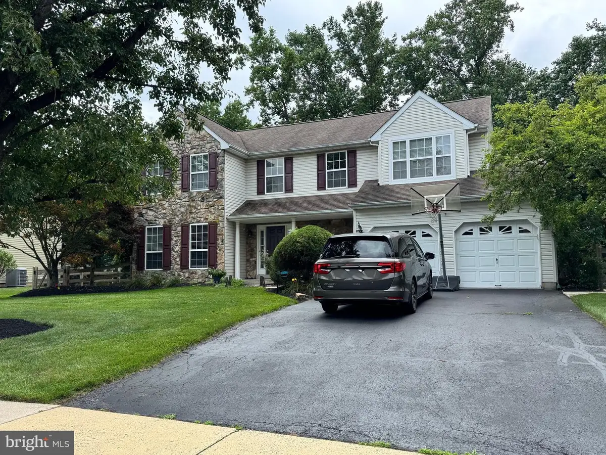 105 Summit Pl, Lansdale, PA 19446 - #1
