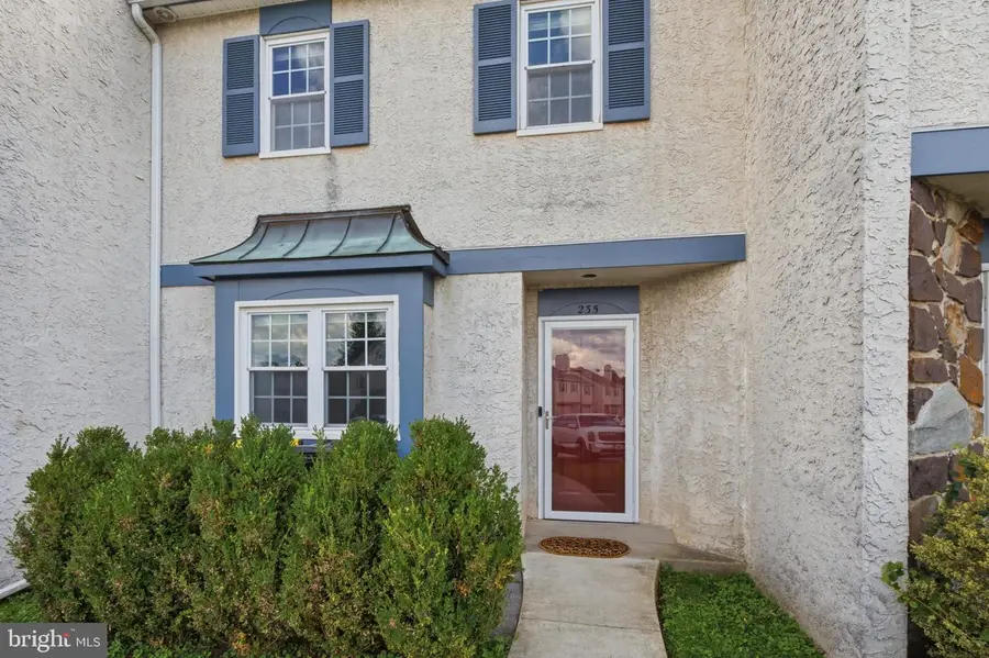 235 Lawndale Ave, King Of Prussia, PA 19406 - #2