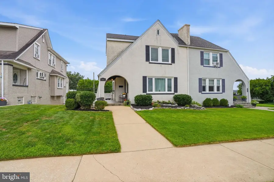 341 W 10th Ave, Conshohocken, PA 19428 - #3