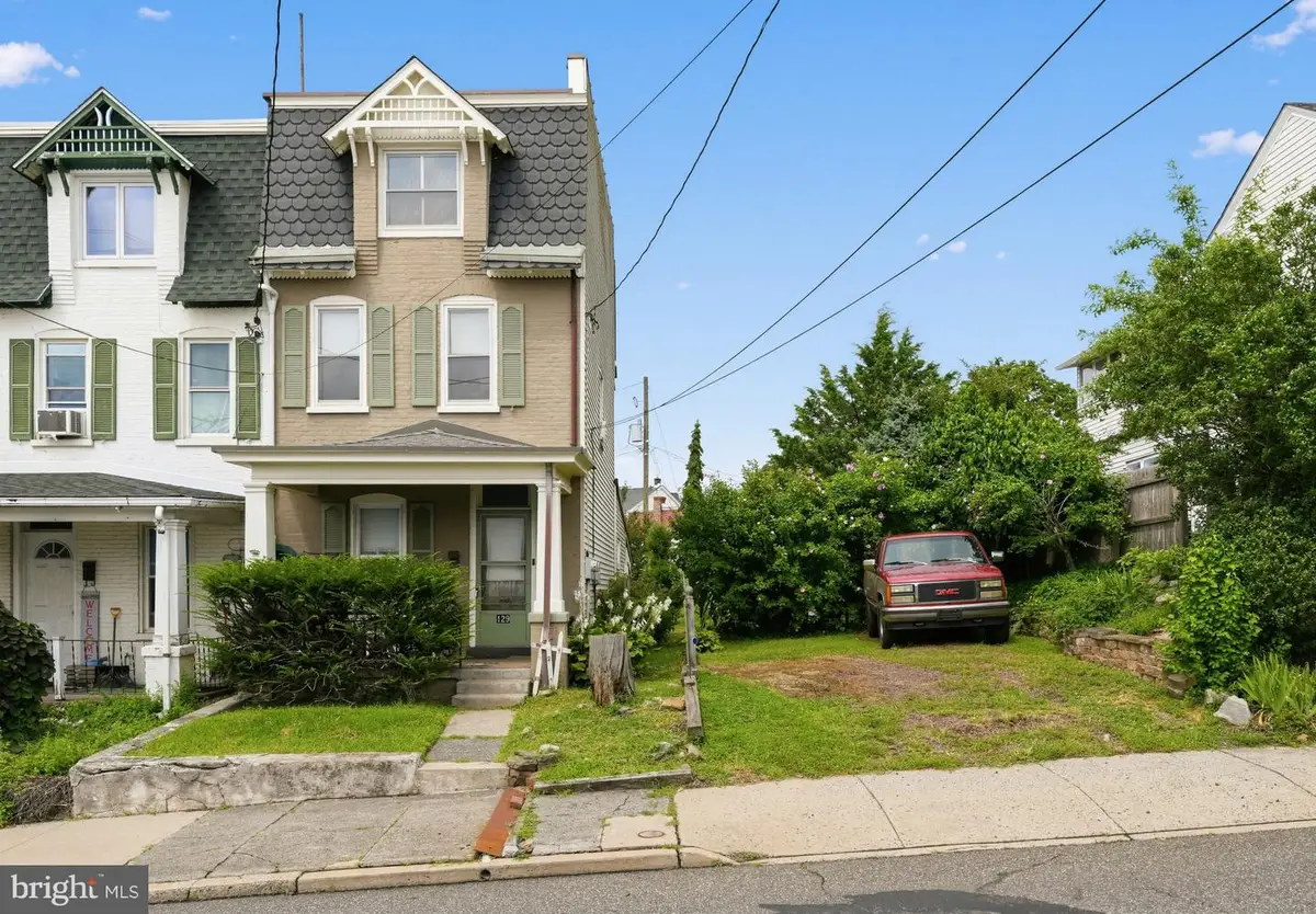 129 S Keim St, Pottstown, PA 19464 - #1
