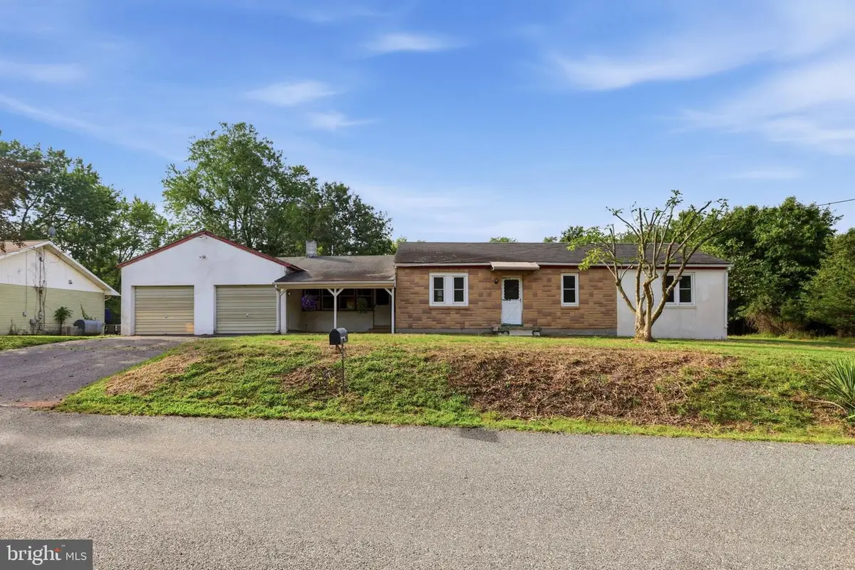 1033 Walt Rd, Pennsburg, PA 18073 - #1