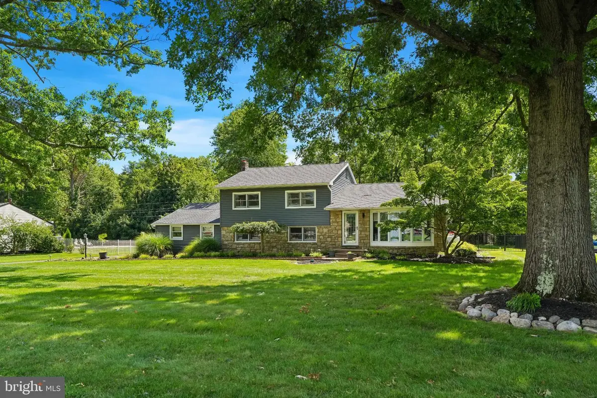 717 Lawrence Ln #, Ambler, PA 19002 - #1