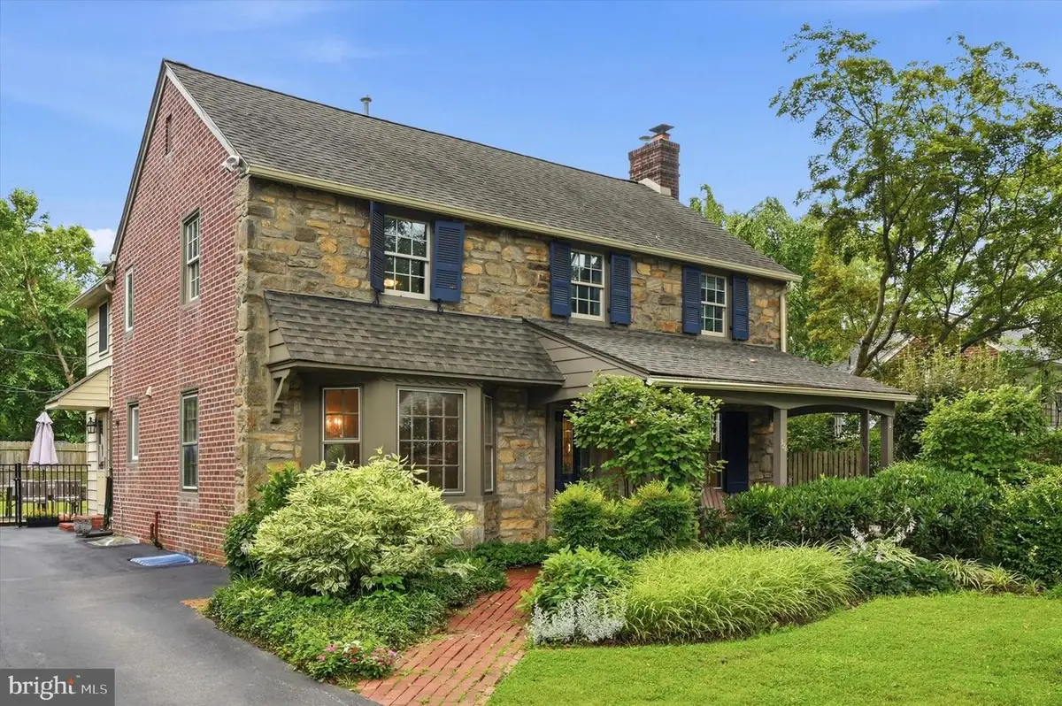 328 Hamilton Rd, Merion Station, PA 19066 - #1
