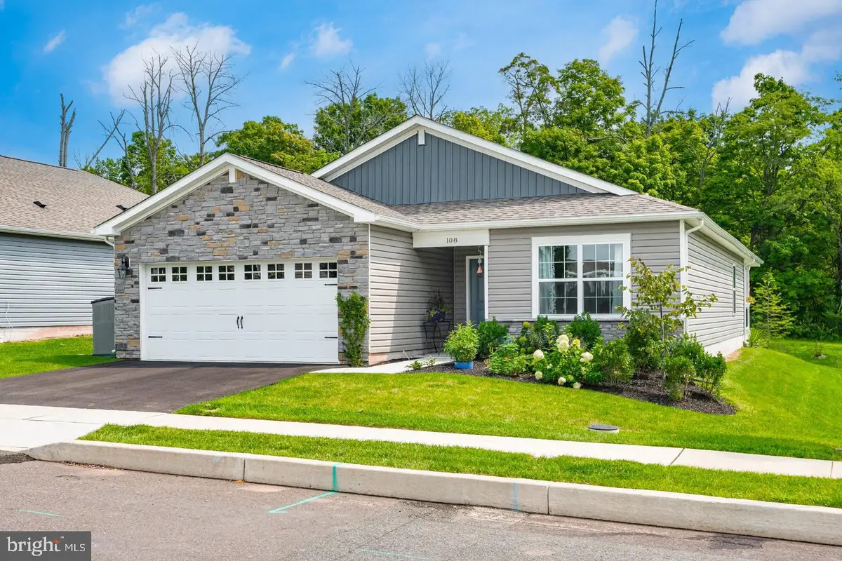 108 Petal Dr, Pottstown, PA 19464 - #1