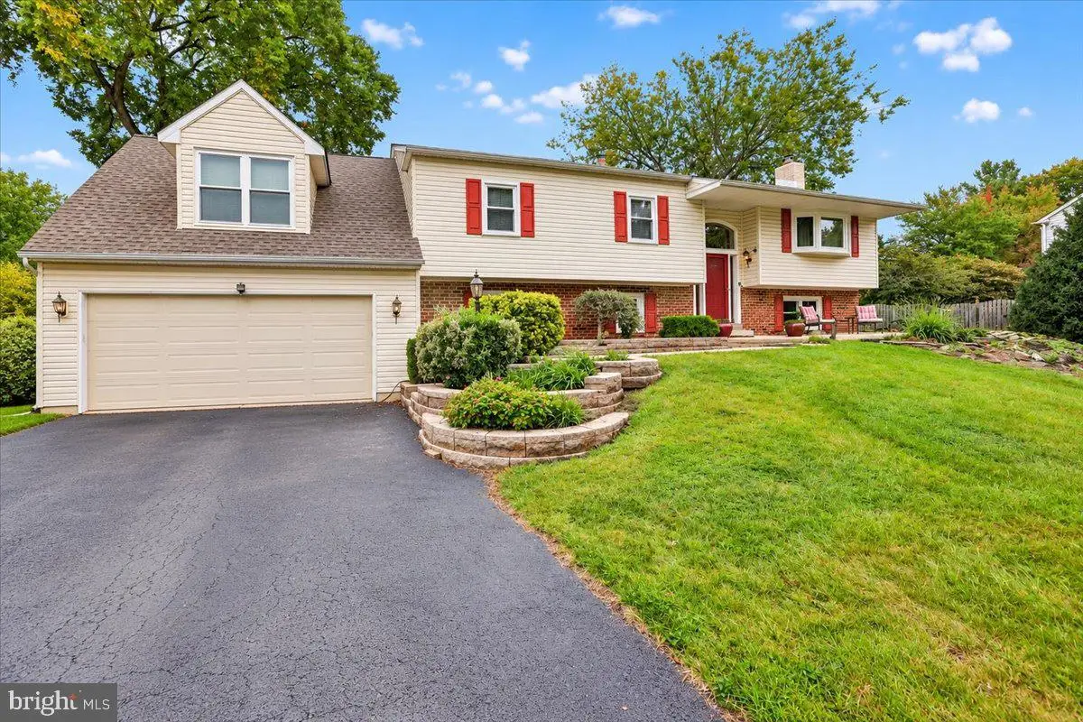 505 Faith Dr, Norristown, PA 19403 - #1