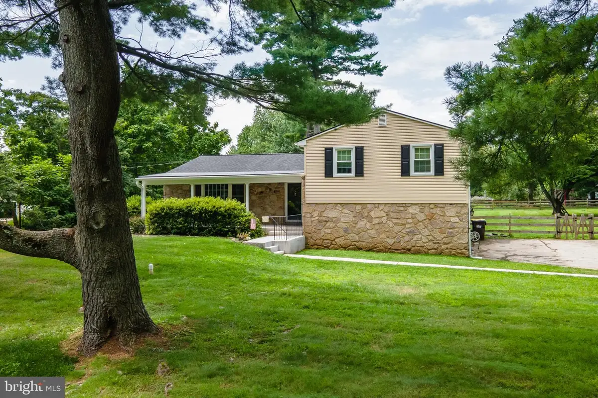 570 Stenton Ave, Blue Bell, PA 19422 - #1