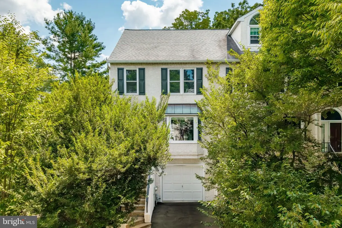 3054 Mitchell Ct, Lafayette Hill, PA 19444 - #1