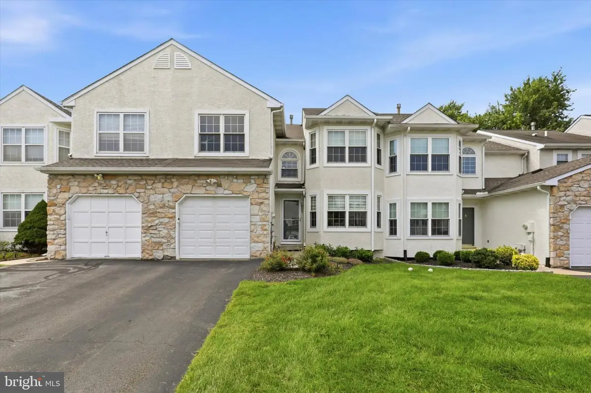 1805 Hood Ln, Ambler, PA 19002 - #1