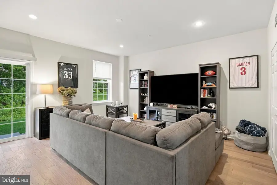 204 Spring Ln, Royersford, PA 19468 - #3