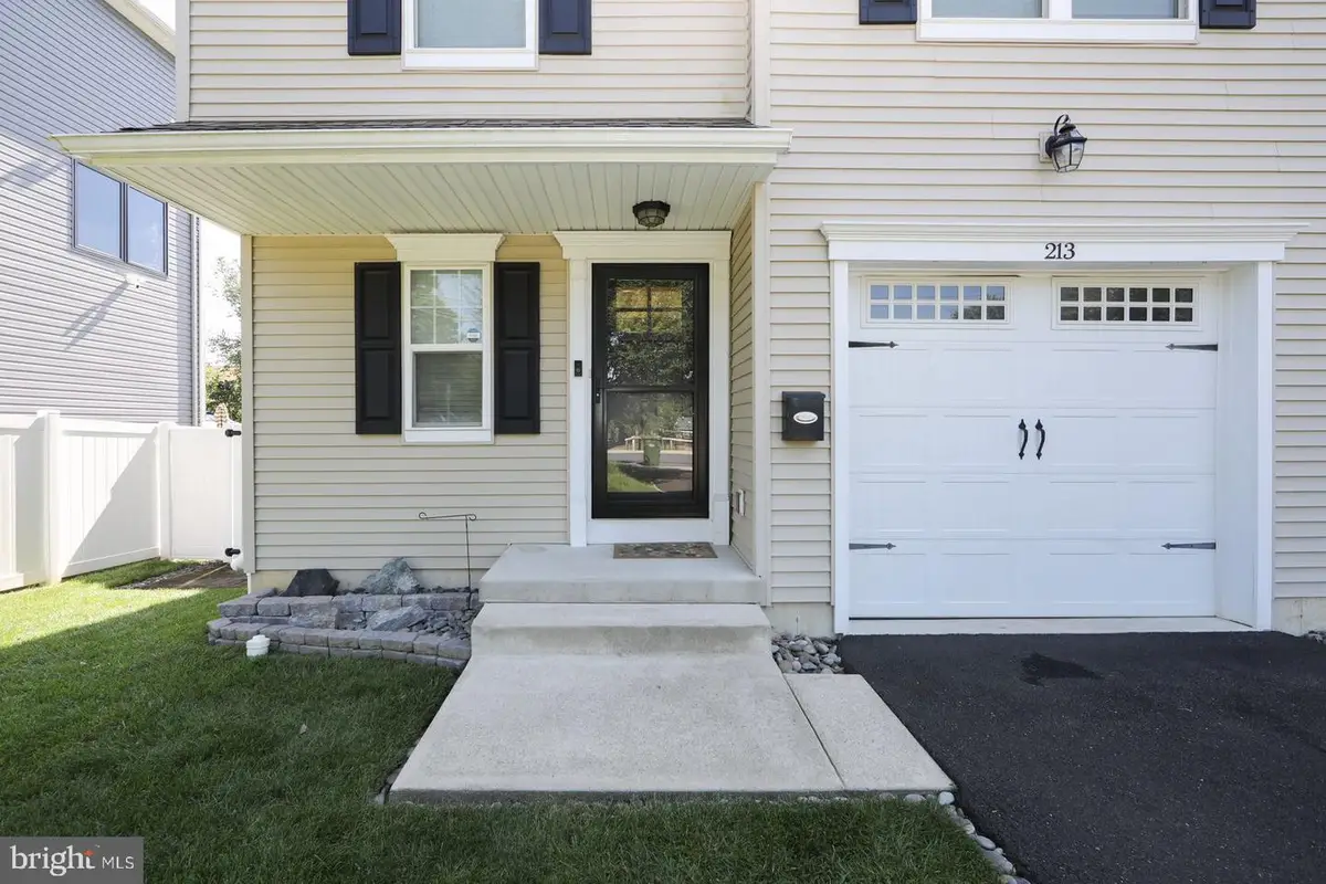 213 Girard Ave #, Glenside, PA 19038 - #1
