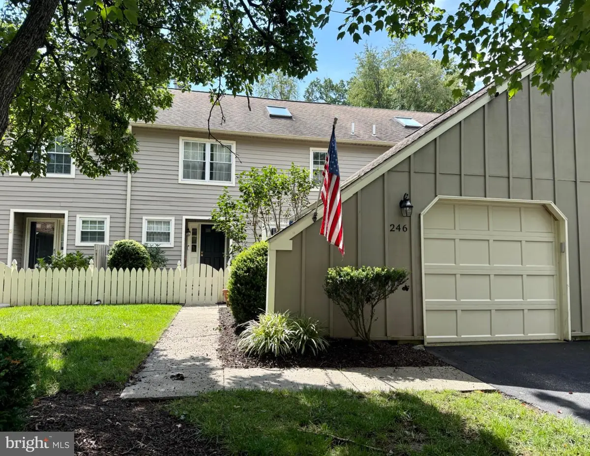 246 Tulip Tree Ct, Blue Bell, PA 19422 - #1